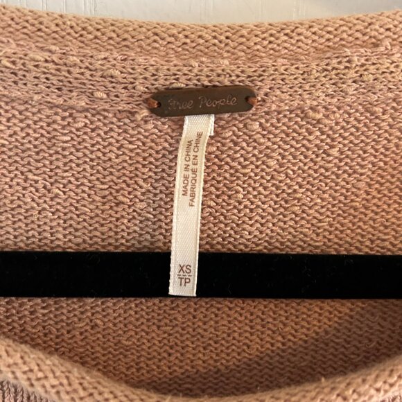 Free People Distressed Knit Sweater – XS – Soft Desert Rose - Picture 6 of 6